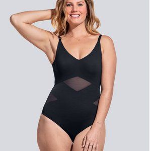 HONEYWELL Cami Bodysuit in Runway~L